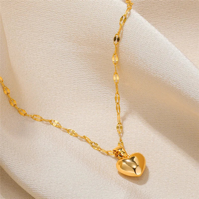 Love Heart Necklace For Women 2025 New Trendy Lip Chain Simple Pendant  Jewelry Gift